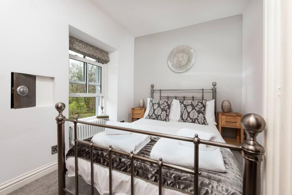 Charming Riverside Cottage In Snowdonia National Park Tanygrisiau Bagian luar foto